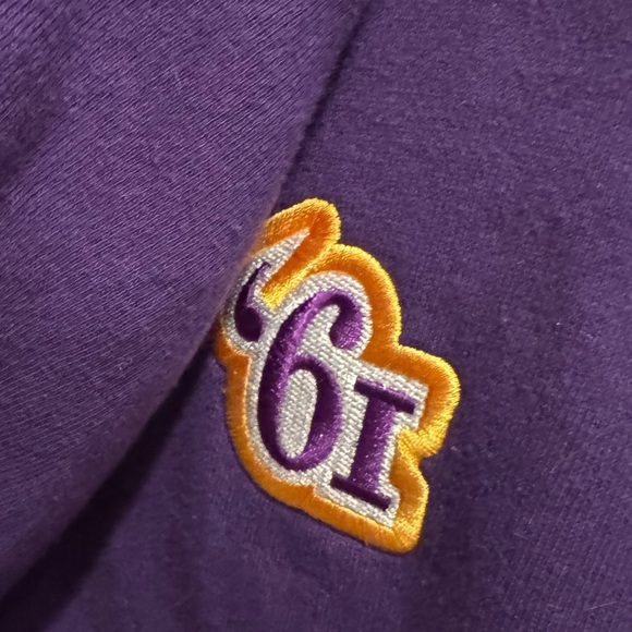 WEAR- Minnesota Vikings Erin Andrews size small - crop - Picture 6 of 8